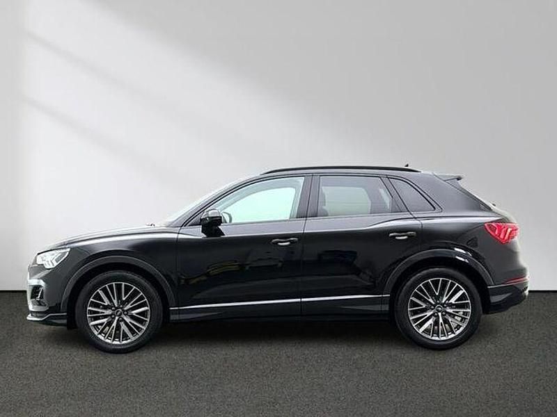 Gebraucht Audi Q3 Advanced Plus 150 PS (110 kW) 2023 Mythosschwarz metallic SUV