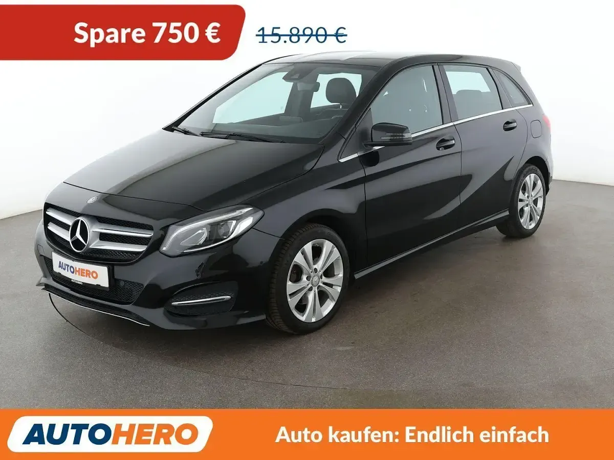 Gebraucht Mercedes B180 Urban 122 PS (89 kW) 2016 Kleinwagen