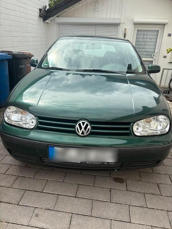 Grün Gebraucht 1998 VW Golf IV Kleinwagen | 500 € - Bild 1/4