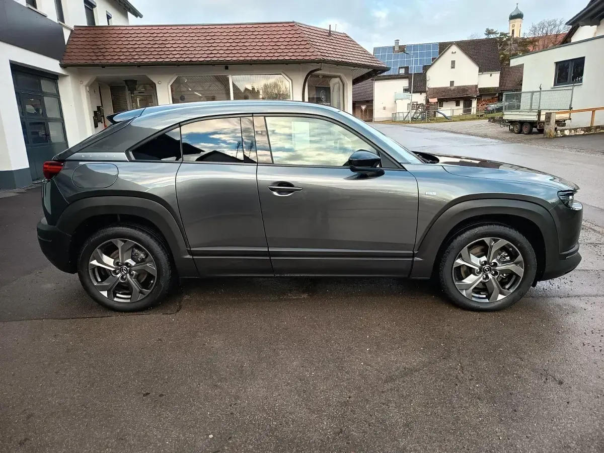 Gebraucht Mazda MX30 106 kW (145 PS) 2022 Grau SUV
