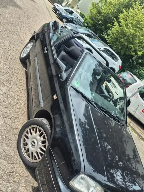 Gebraucht VW Golf Cabriolet 90 PS (66 kW) 1995 Schwarz Cabrio