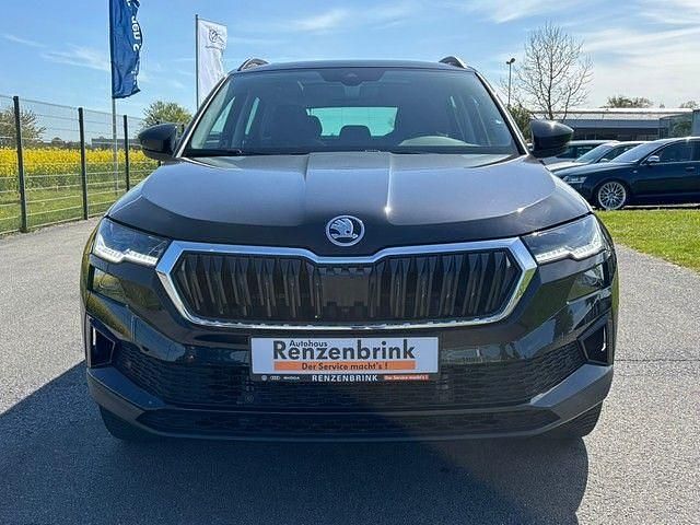 Gebraucht Skoda Karoq Selection 150 PS (110 kW) 2025 Schwarzmagic perleffekt SUV