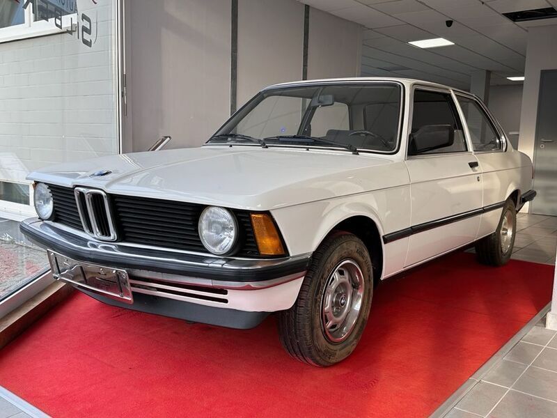 Bmwalpinweiß Gebraucht 1981 BMW 316 Limousine | 17.900 € - Bild 1/4