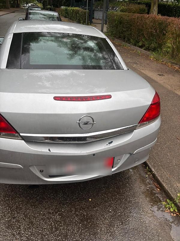 Gebraucht Opel Astra Cabriolet 150 PS (110 kW) 2007 Silber Cabrio