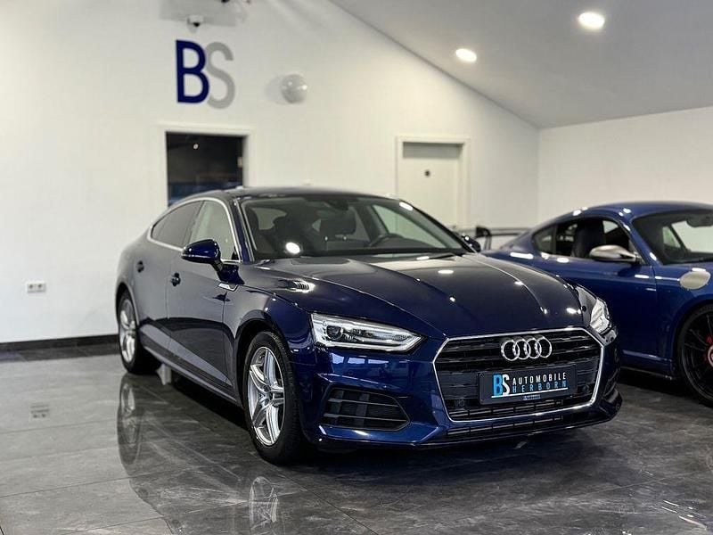 Gebraucht Audi A5 Sportback Sport 170 PS (125 kW) 2019 Blau Kleinwagen