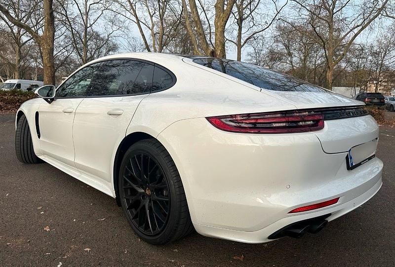 Gebraucht Porsche Panamera 4 Edition 330 PS (242 kW) 2019 Weiß Limousine