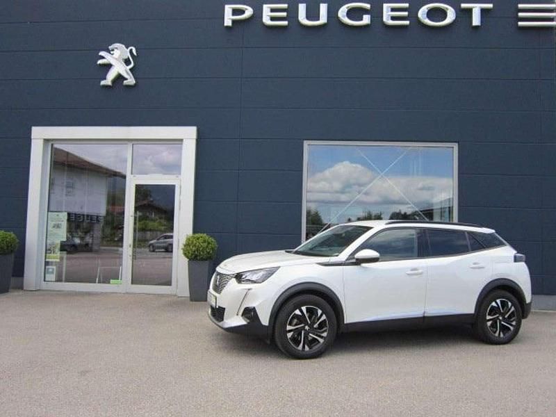 Weiß Gebraucht 2021 Peugeot e-2008 Allure SUV | 17.750 € (Guter Preis) - Bild 1/4