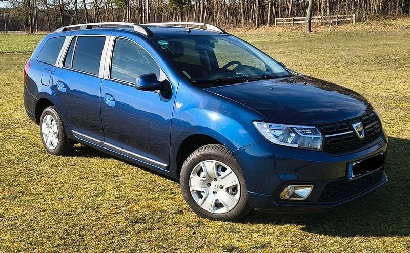 Gebraucht Dacia Logan MCV Lauréate 90 PS (66 kW) 2018 Blau Limousine