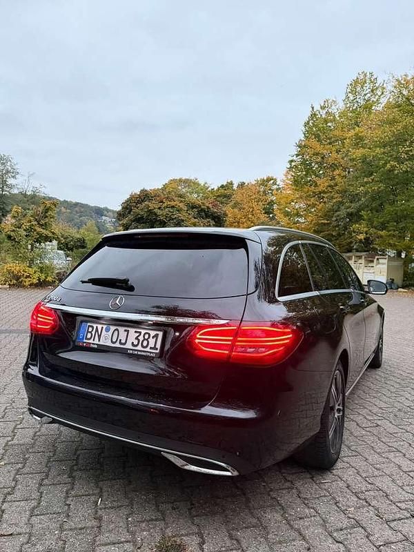 Gebraucht Mercedes C200 160 PS (117 kW) 2019 Schwarz Kombi