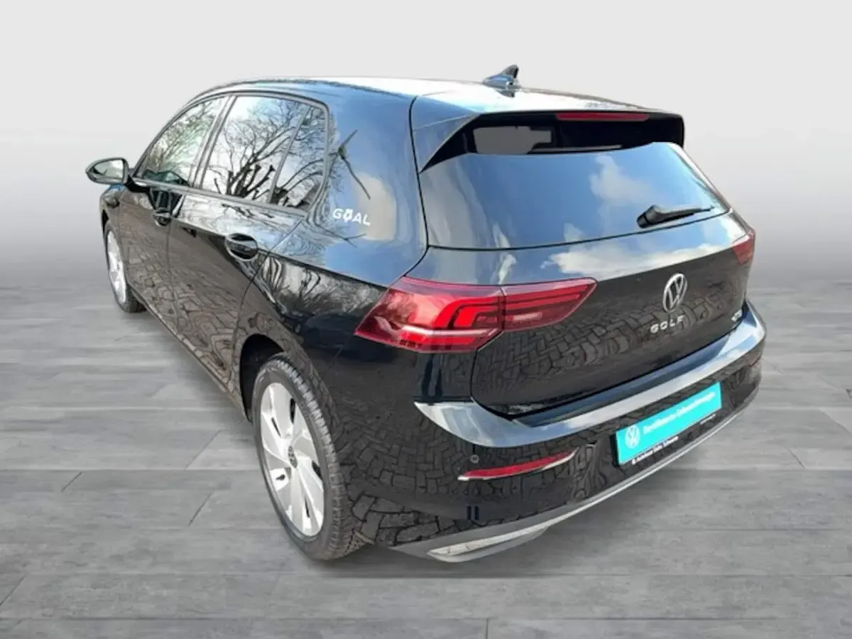 Gebraucht VW Golf VIII Goal 116 PS (85 kW) 2025 Schwarz Limousine