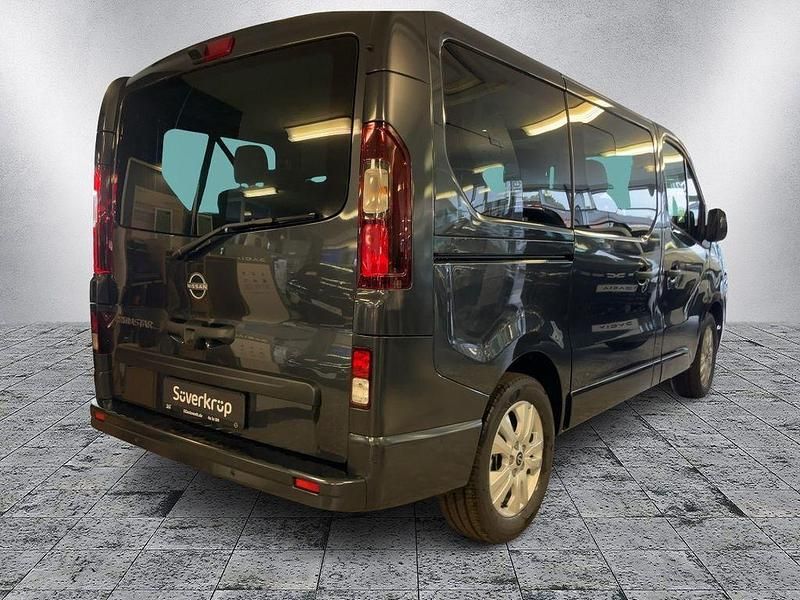 Neu Nissan Primastar Tekna 170 PS (125 kW) 2025 Grau Van / Kleinbus