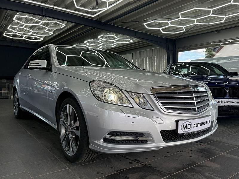 Gebraucht Mercedes E200 184 PS (135 kW) 2010 Silber Limousine