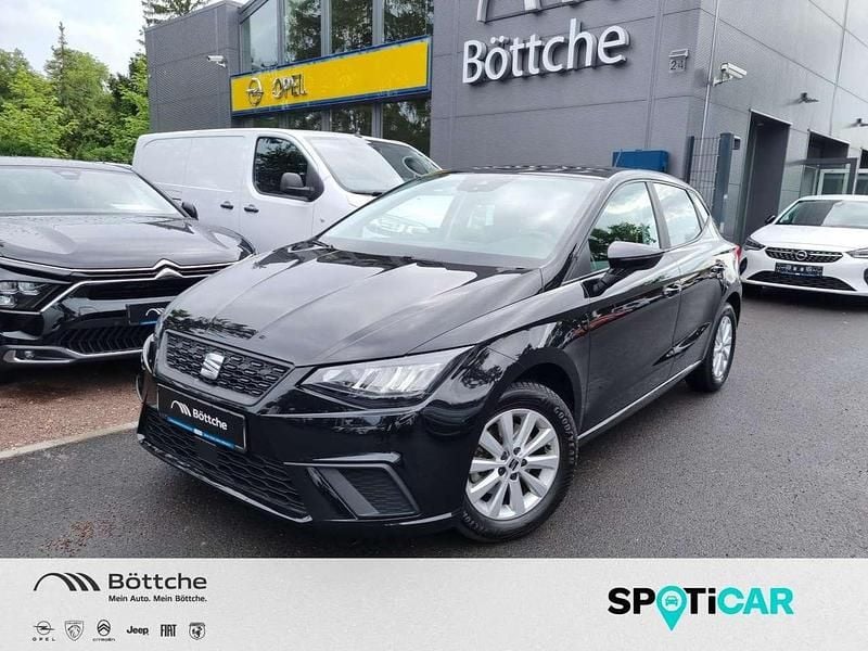 Mitternachtsschwarz Gebraucht 2024 Seat Ibiza Style Limousine | 17.480 € (Fairer Preis) - Bild 1/4