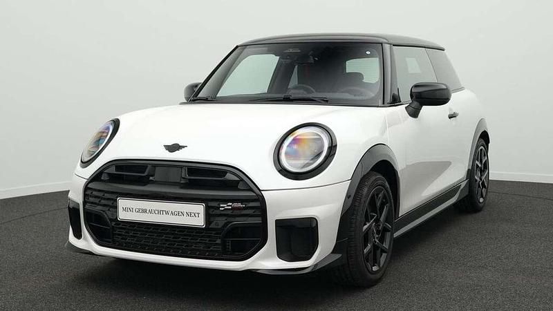 Weiß Gebraucht 2024 Mini John Cooper Works Kleinwagen | 29.587 € (Fairer Preis) - Bild 1/4