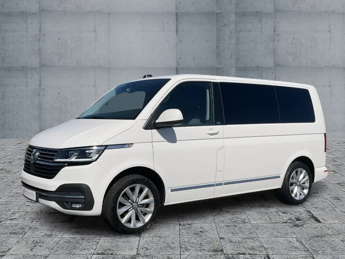 Używany VW Multivan Generation Six 150 KM (110 kW) 2022 Minivan