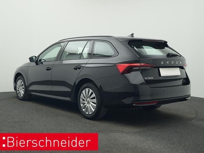 Second-hand Skoda Octavia Essence 116 CP (85 kW) 2025 Negru Break