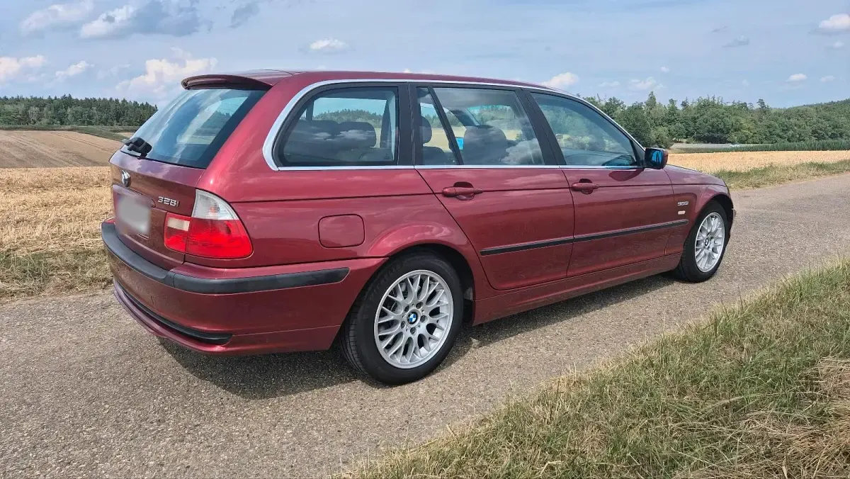 Gebraucht BMW 328 193 PS (141 kW) 2000 Rot Kombi