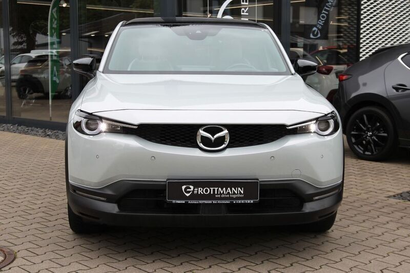 Weiß Gebraucht 2020 Mazda MX30 Ad'Vantage SUV | 13.399 € (Guter Preis) - Bild 1/4