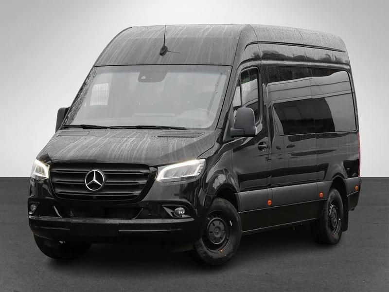 Gebraucht Mercedes Sprinter 190 PS (139 kW) 2023 Schwarz Van