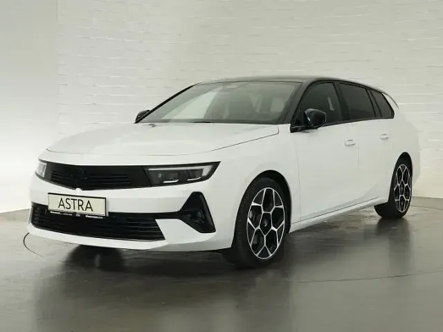 Używany Opel Astra 131 KM (96 kW) 2025 Biały Kombi