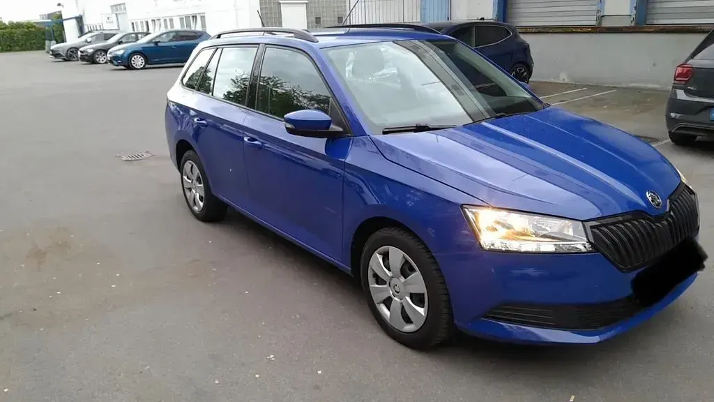Gebraucht Skoda Fabia Active 60 PS (44 kW) 2022 Blau Kleinwagen