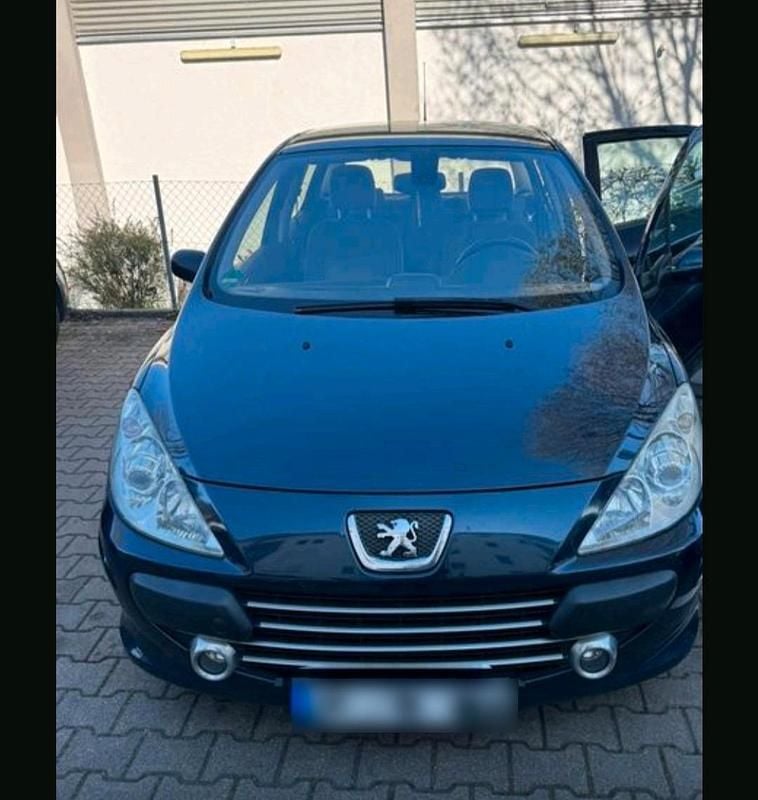 Gebraucht Peugeot 307 110 PS (80 kW) 2006 Blau Limousine