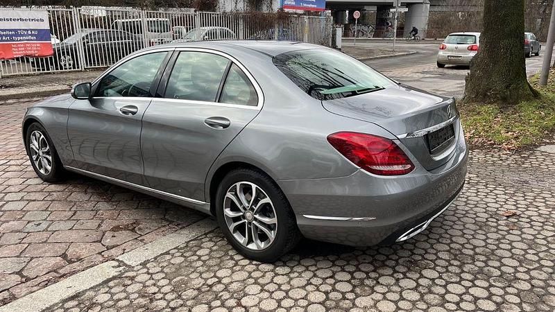 Gebraucht Mercedes C200 184 PS (135 kW) 2014 Silber Limousine