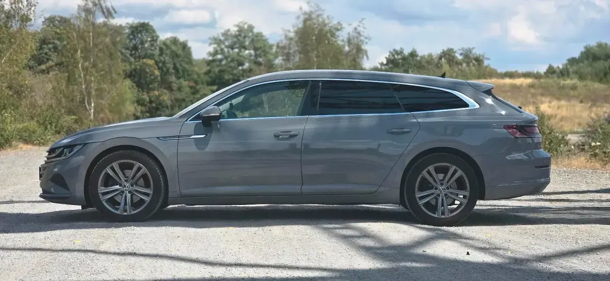 Gebraucht VW Arteon 150 PS (110 kW) 2022 Grau Kombi