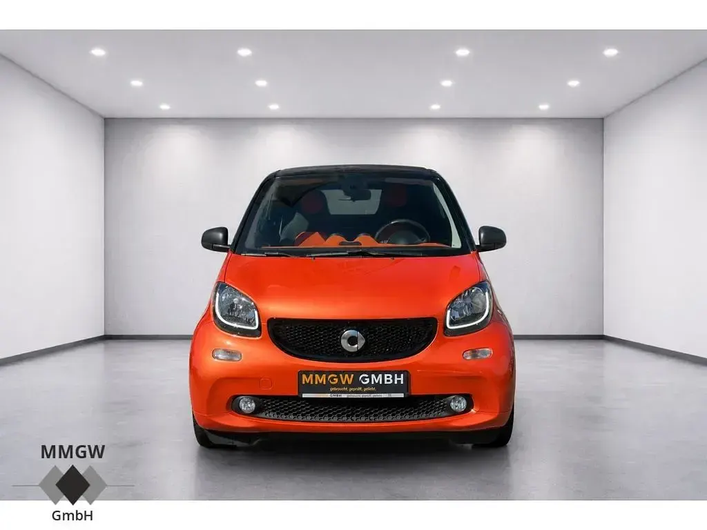 Gebraucht Smart ForTwo Cabrio Basis 90 PS (66 kW) 2018 Nachtschwarz Cabrio