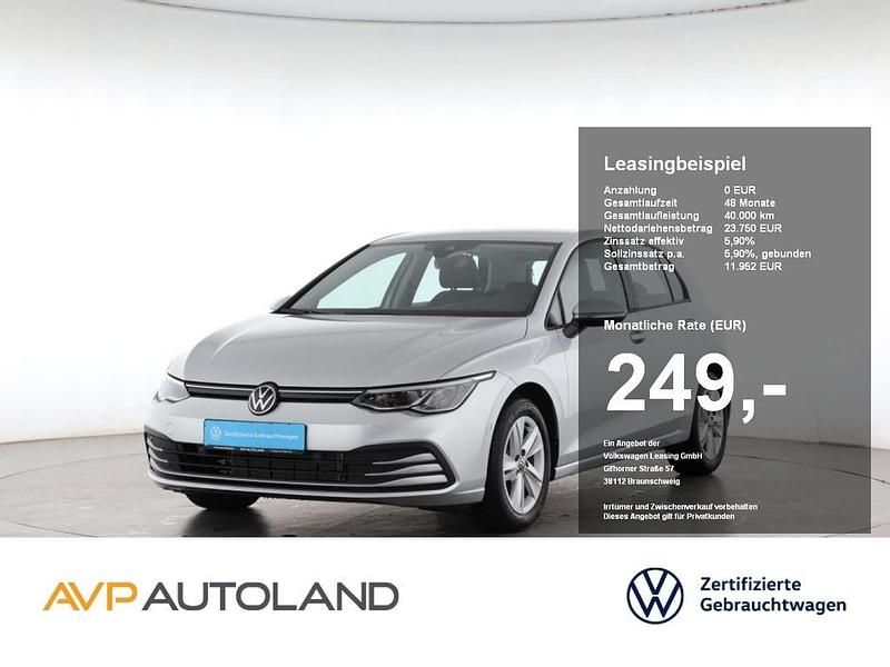 Reflexsilber metallic Gebraucht 2024 VW Golf VIII Life Limousine | 23.450 € (Guter Preis) - Bild 1/4