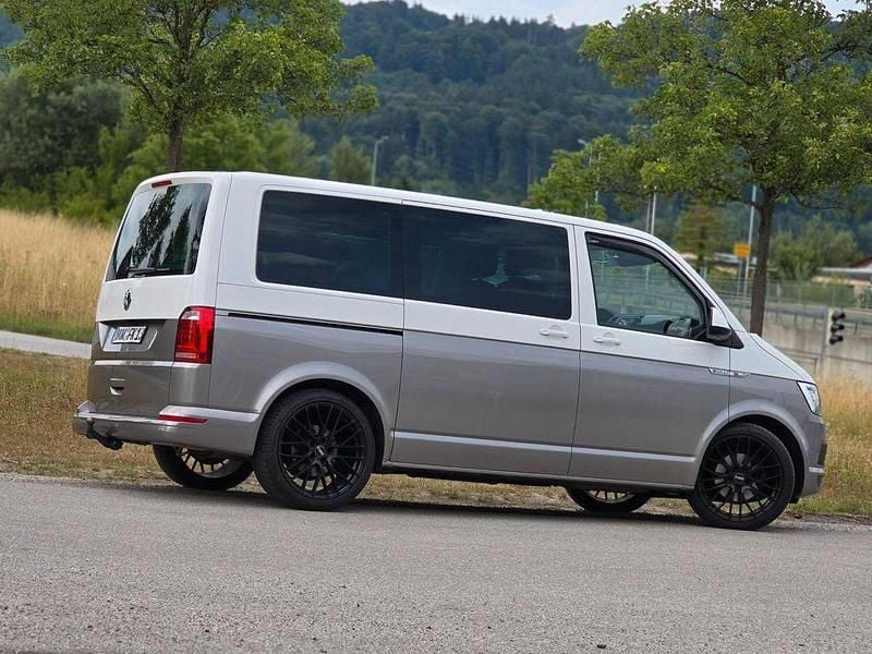 Beige Gebraucht 2007 VW Multivan Van / Kleinbus | 42.000 € - Bild 1/4