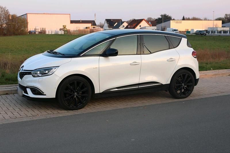 Gebraucht Renault Scenic E-Tech 160 PS (117 kW) 2017 Weiß SUV