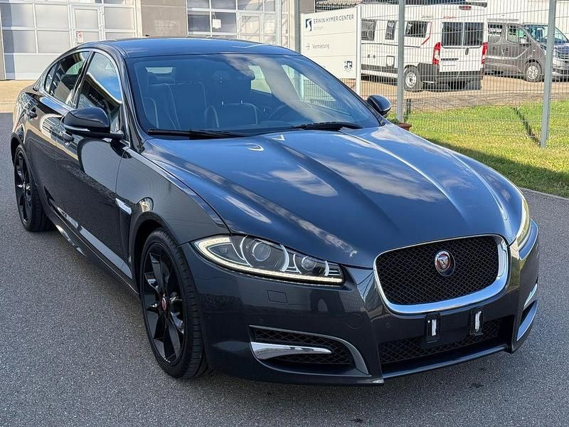 Stratus grey Gebraucht 2014 Jaguar XF Limousine | 12.000 € (Fairer Preis) - Bild 1/4