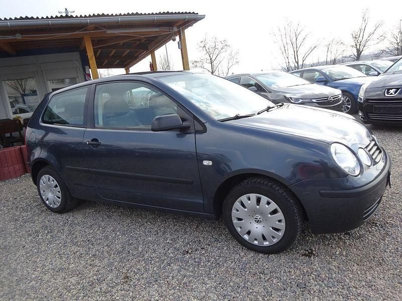 Gebraucht VW Polo Comfortline 64 PS (47 kW) 2002 Grau Limousine