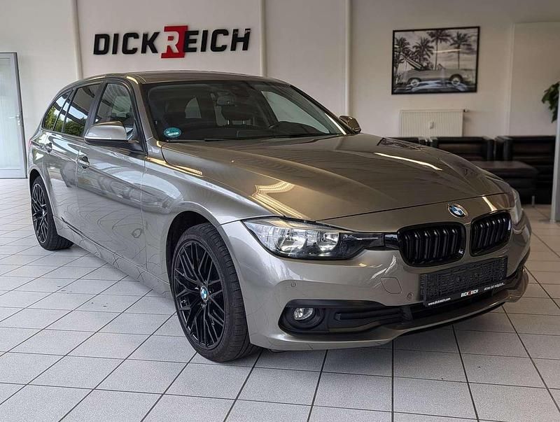 Silber Gebraucht 2017 BMW 320 Advantage Kombi | 11.950 € (Guter Preis) - Bild 1/4