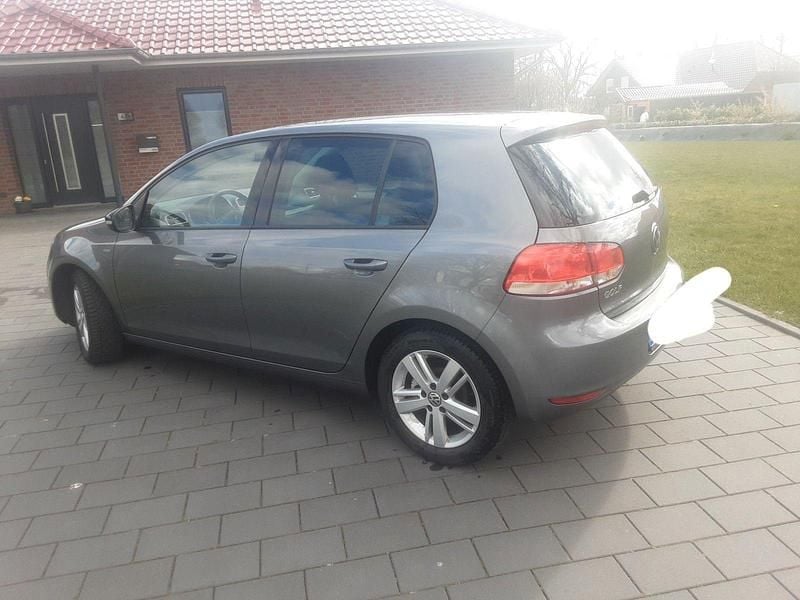 Gebraucht VW Golf VII Trendline 80 PS (58 kW) 2012 Grau Limousine
