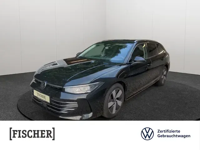 Gebraucht VW Passat Elegance 150 PS (110 kW) 2025 Kombi