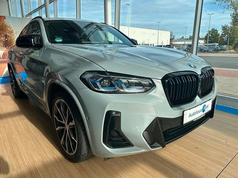 Grau Gebraucht 2022 BMW X4 M Sport SUV | 54.900 € (Fairer Preis) - Bild 1/4