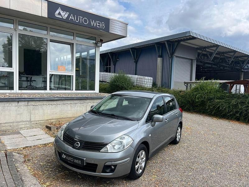 Grau Gebraucht 2008 Nissan Tiida Acenta Limousine | 3.380 € (Guter Preis) - Bild 1/4
