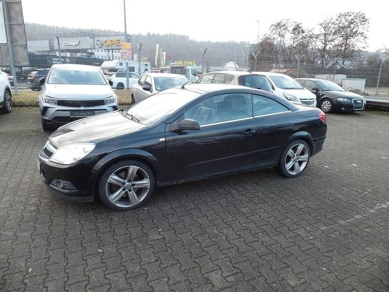 Gebraucht Opel Astra Cabriolet Edition 179 PS (131 kW) 2009 Schwarz Cabrio