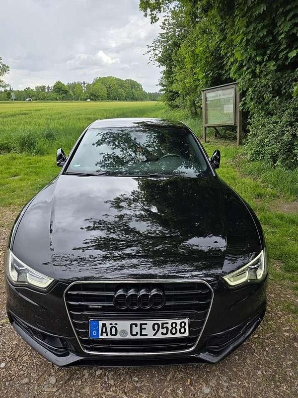 Schwarz Gebraucht 2015 Audi A5 Sportback Ambiente Coupé | 14.399 € (Fairer Preis) - Bild 1/4