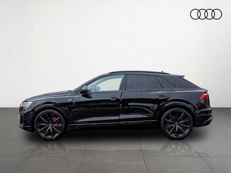 Neu Audi Q8 S-Line 286 PS (210 kW) 2025 Mythosschwarz metallic SUV