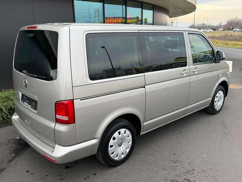 Gebraucht VW T5 Edition 114 PS (83 kW) 2014 Beige Van