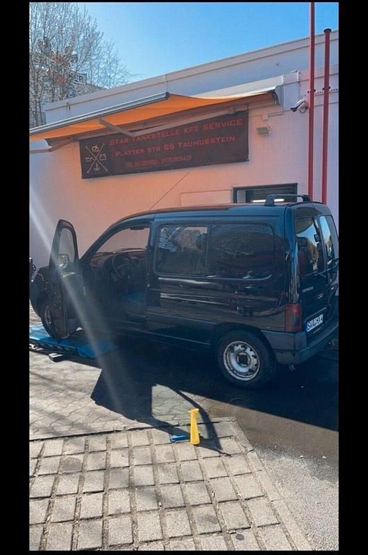 Gebraucht Peugeot Partner 75 PS (55 kW) 2008 Schwarz Van / Kleinbus