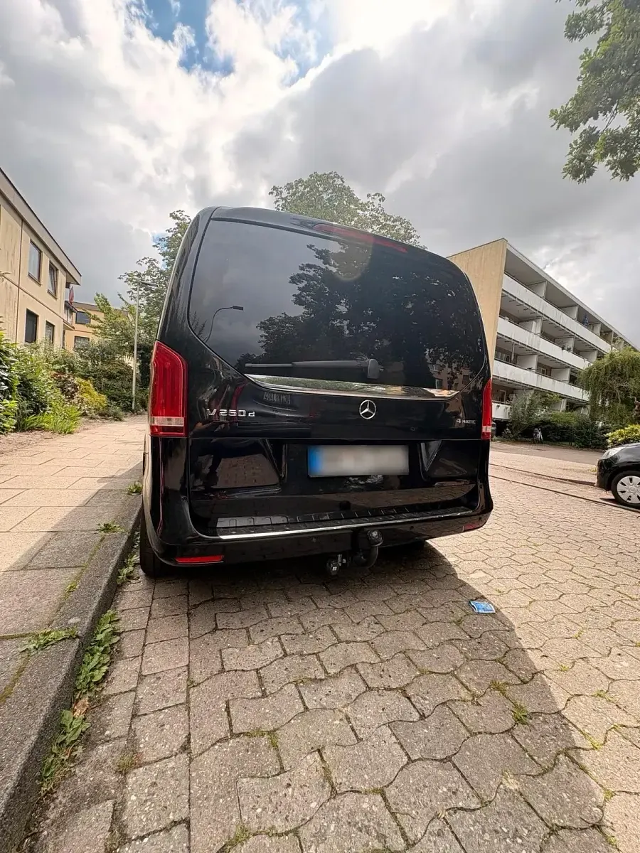 Gebraucht Mercedes V250 190 PS (139 kW) 2015 Schwarz Van / Kleinbus