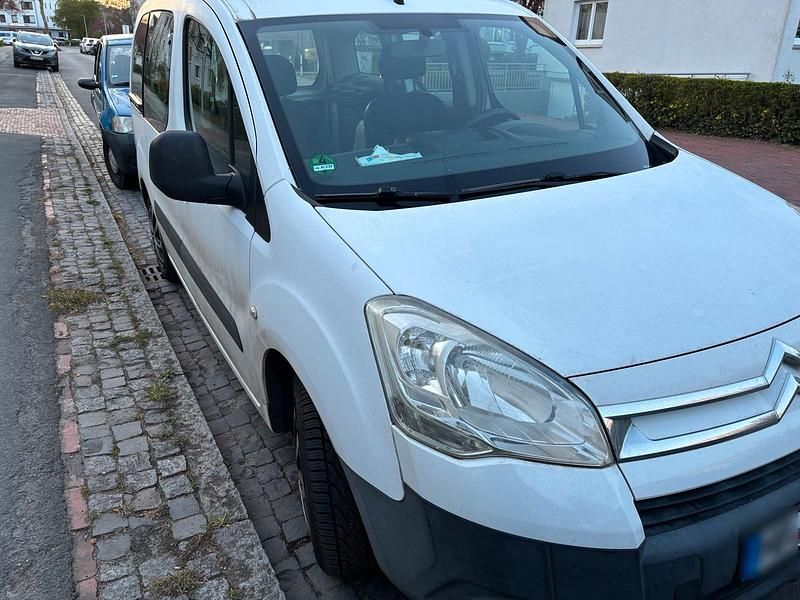 Gebraucht Citroën Berlingo 75 PS (55 kW) 2009 Weiß Van / Kleinbus