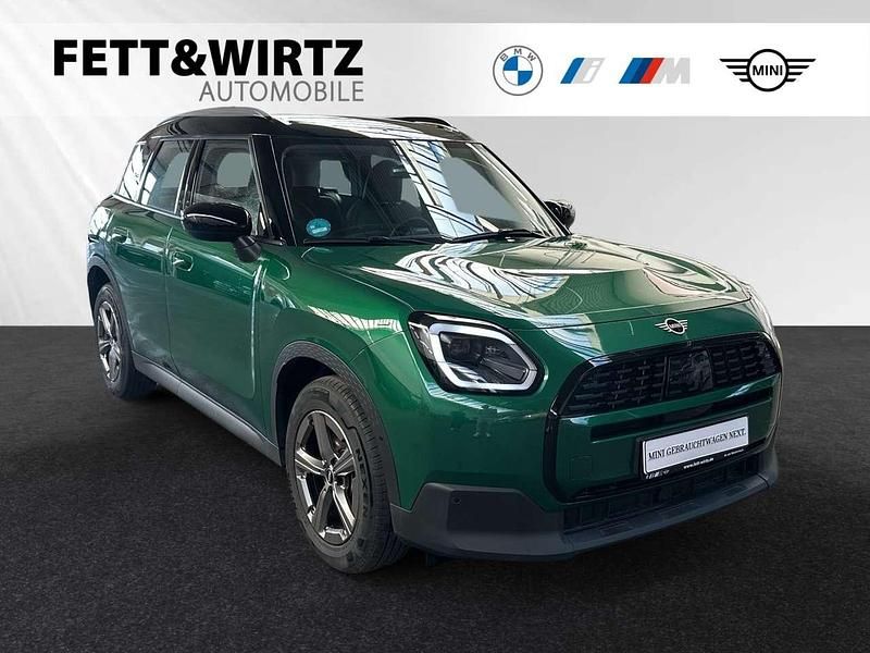 British racing green Gebraucht 2024 Mini One D Countryman SUV | 33.888 € (Fairer Preis) - Bild 1/3