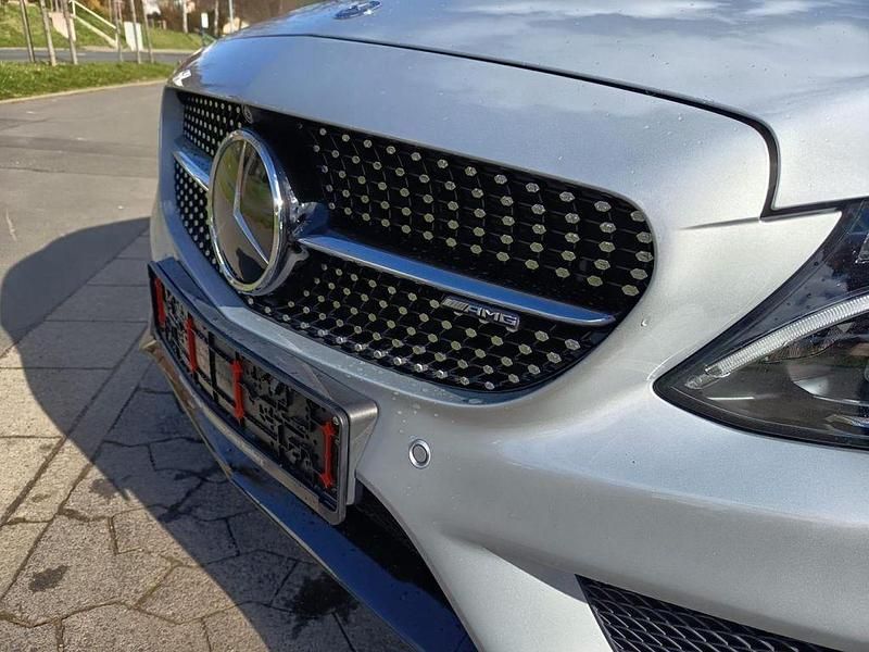 Gebraucht Mercedes C300 245 PS (180 kW) 2016 Iridiumsilber (metallic) Limousine