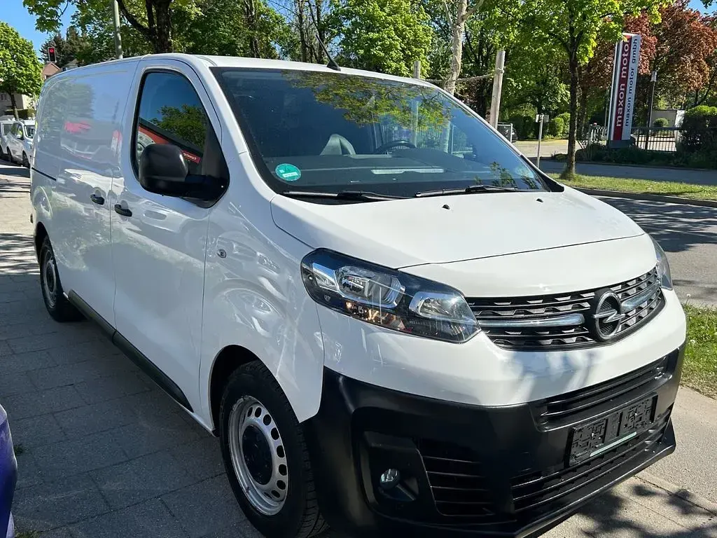 Gebraucht Opel Vivaro 120 PS (88 kW) 2020 Weiß Van / Kleinbus
