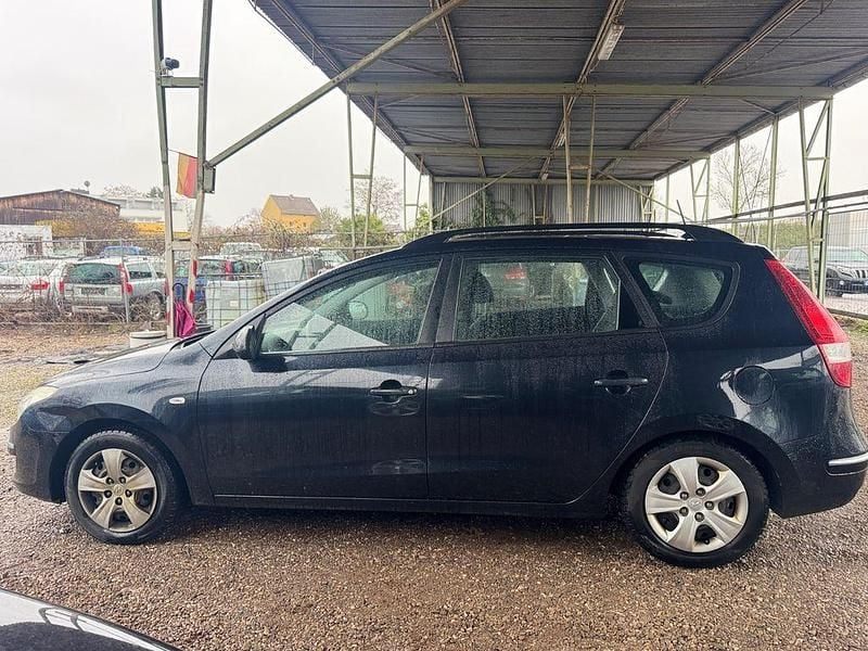 Gebraucht Hyundai i30 Edition+ 126 PS (92 kW) 2009 Schwarz Kombi